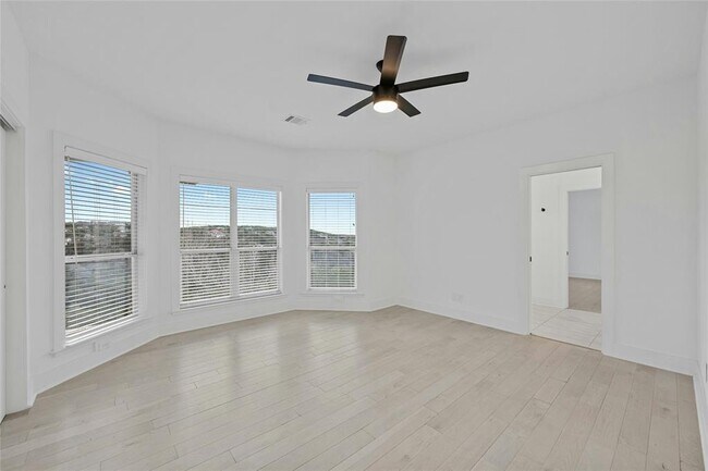 Building Photo - 7905 Brightman Ln