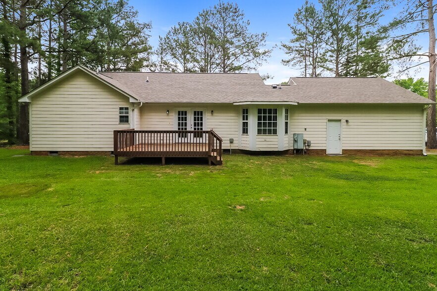 Building Photo - 6728 Oviedo Dr