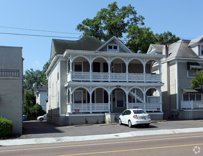 Primary Photo - Madison Apartments