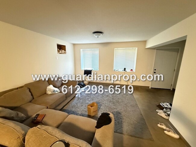 Building Photo - 7535 Cloman Way E