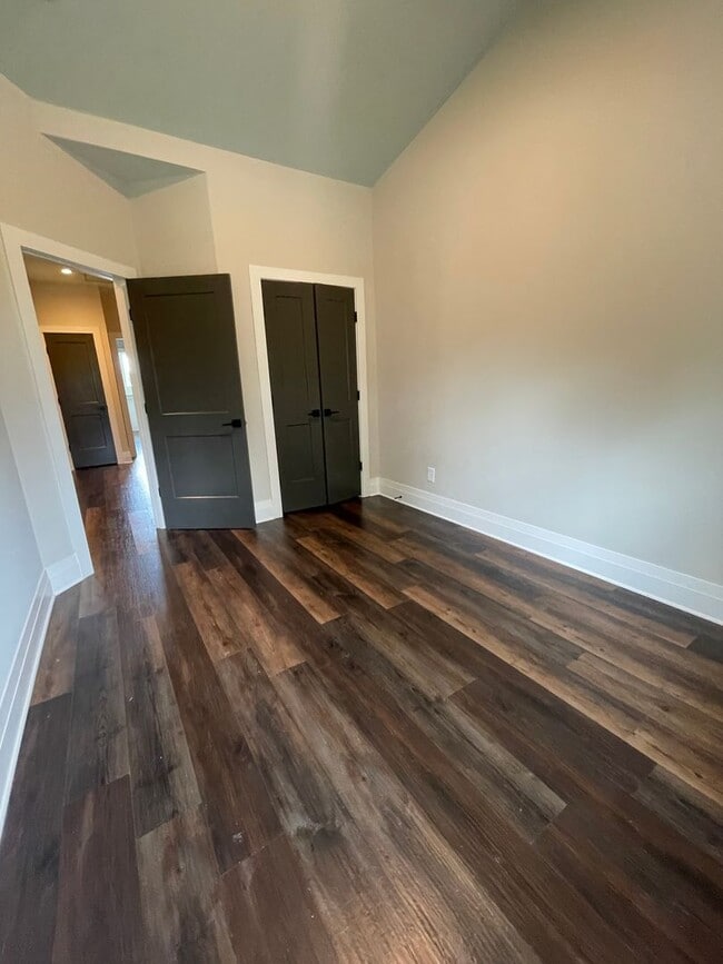 Building Photo - 1086 Noble Lp