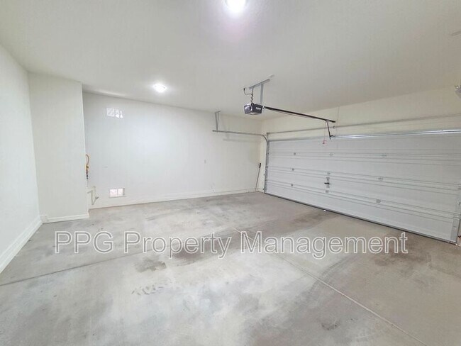 Building Photo - 20124 W Palo Verde Dr