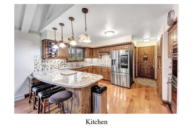 Building Photo - 4429 Oak Ridge Cir