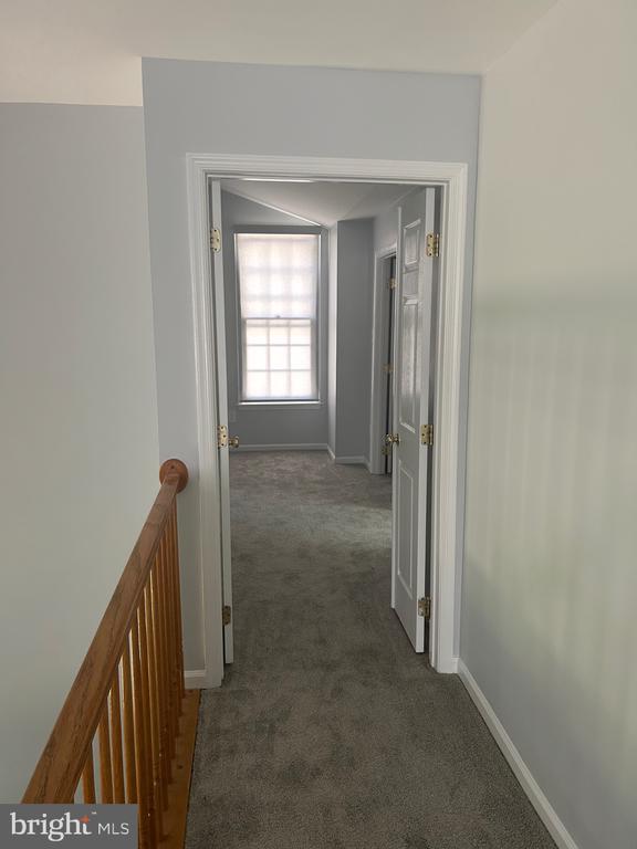 Building Photo - 1821 Peachtree Ln