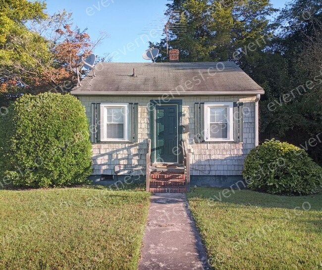 Building Photo - 118 Penniman Rd