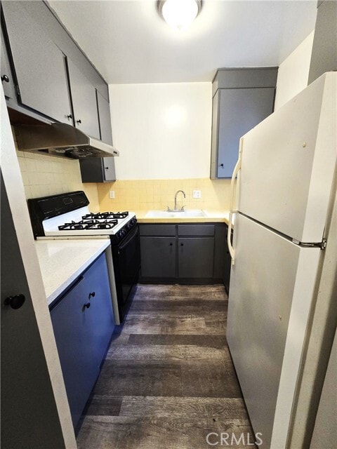 Building Photo - 911 New Depot St