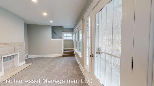 Building Photo - 3 br, 1 bath House - 3359 West 86th St.