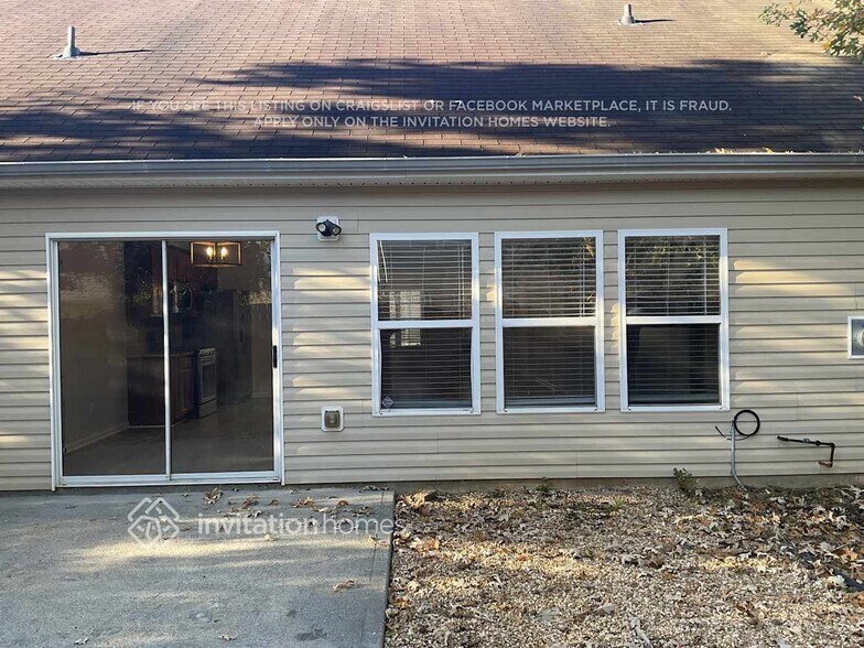 Building Photo - 2373 Walnut Tree Ln