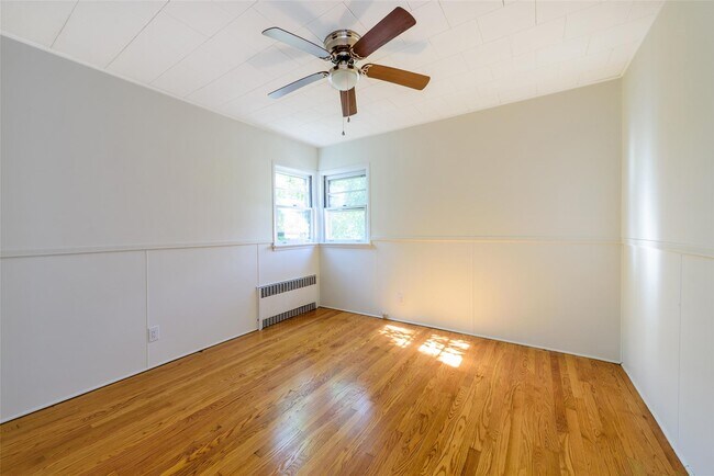 Building Photo - 101 Troy Ave