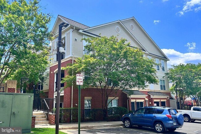 Building Photo - 11305 Aristotle Dr