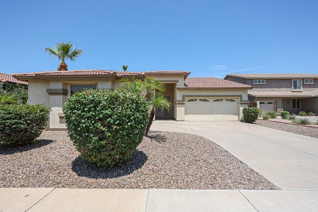 Building Photo - Lovely 4Bedroom/2Bath in the Heart of Chandler