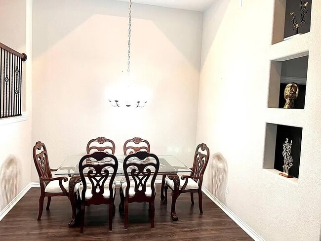 Building Photo - 1001 Coconut Cove