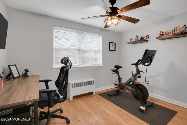 Building Photo - 155 Manor Dr