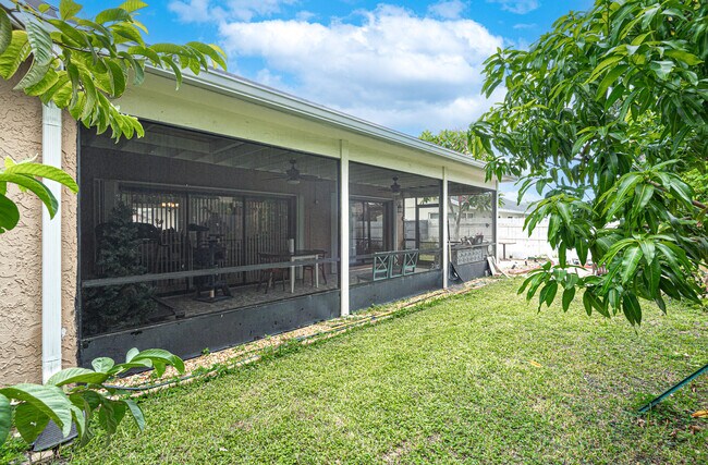 Building Photo - 8541 NW 51st Ct