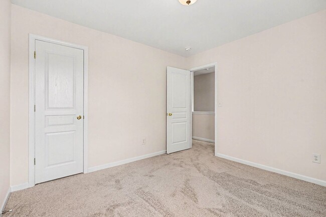 Building Photo - 9232 Ducati Ln