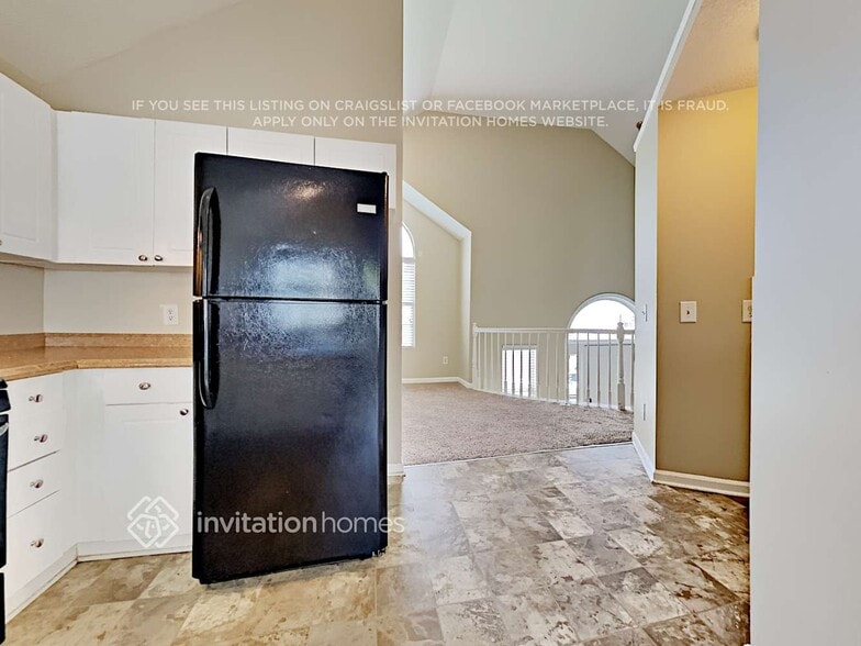 Building Photo - 5890 Graywood Cir SE