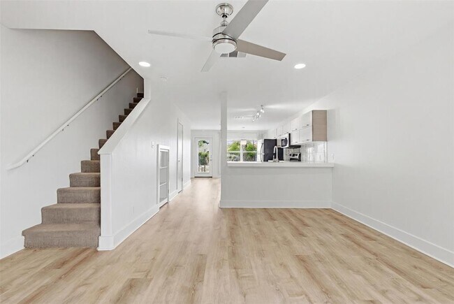 Building Photo - 1101 Grove Blvd