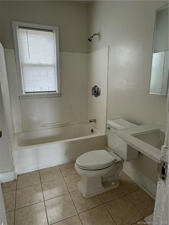 Building Photo - 31 Hillhouse Ave