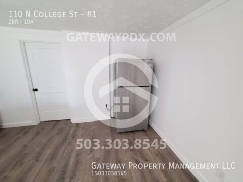 Building Photo - 110 N College St