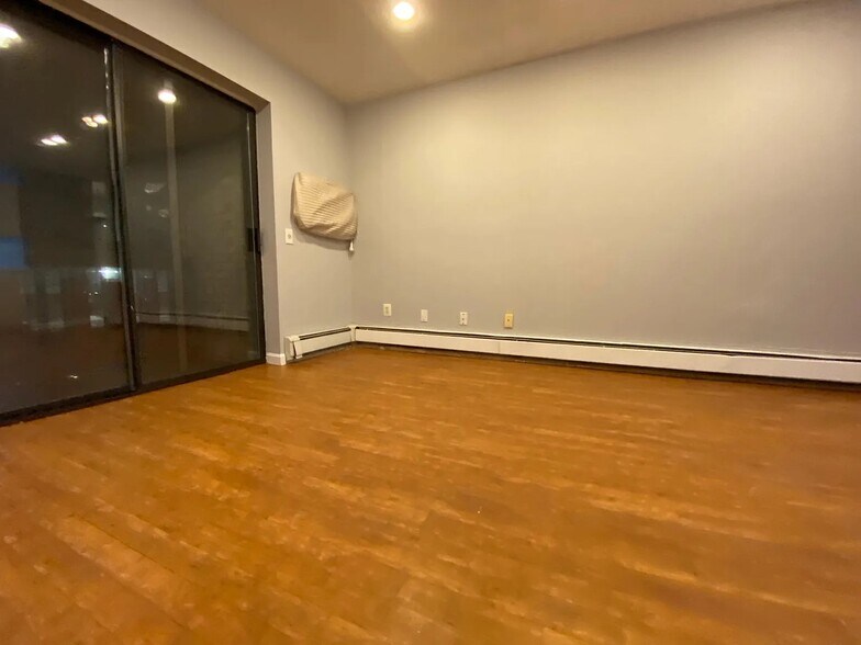 Building Photo - 45 McCoba St