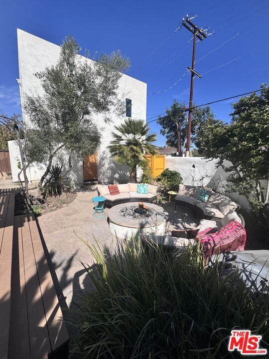 Building Photo - 5022 E Mountain View Dr