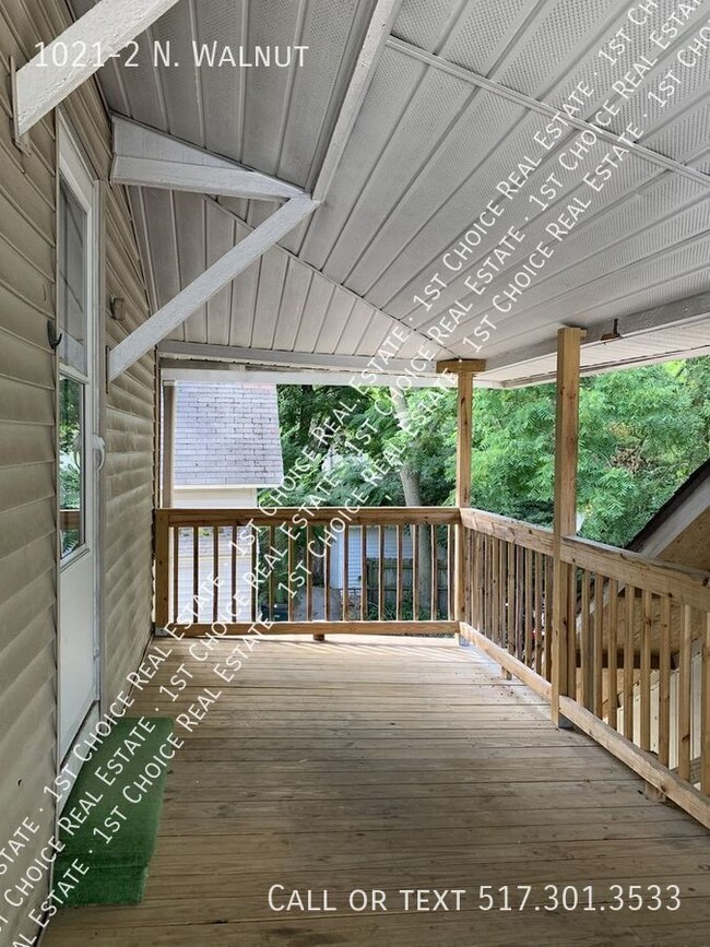 Building Photo - 1021-2 N. Walnut-