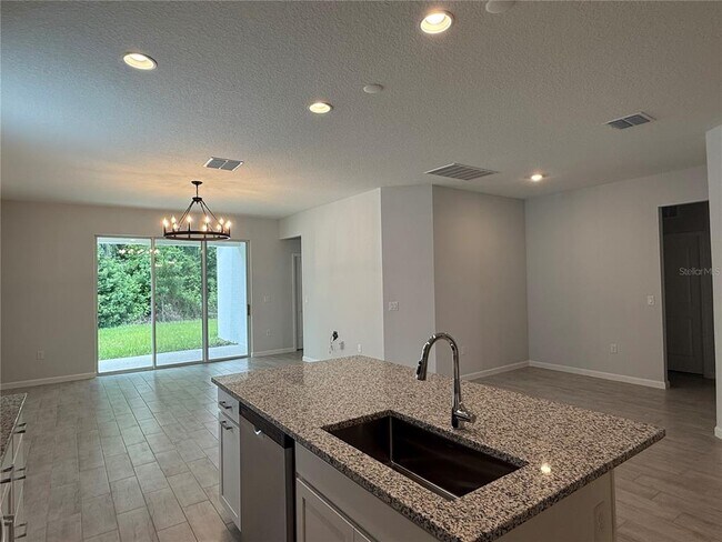 Building Photo - 5075 Grand Teton Ct