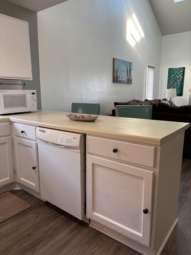 Building Photo - 3700 Golf Colony Ln