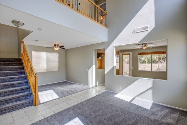 Building Photo - 4 Bedroom Home in Green Valley Ranch