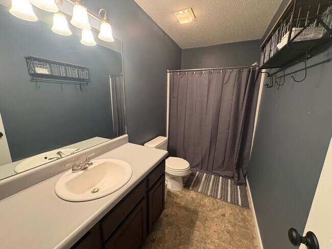 Building Photo - 3BR/2BA One-level Condo in Hardin Valley