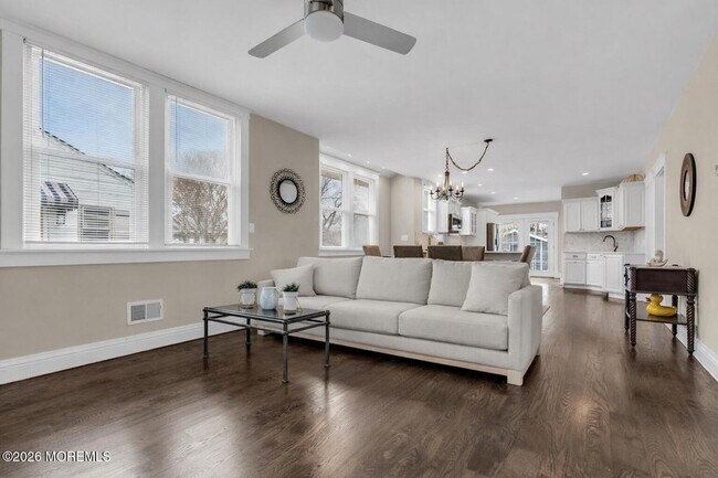 Building Photo - 524 Fisk Ave