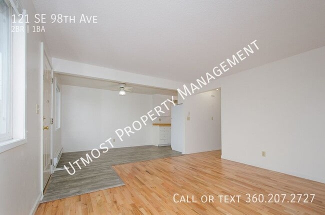 Building Photo - 121 SE 98th Ave