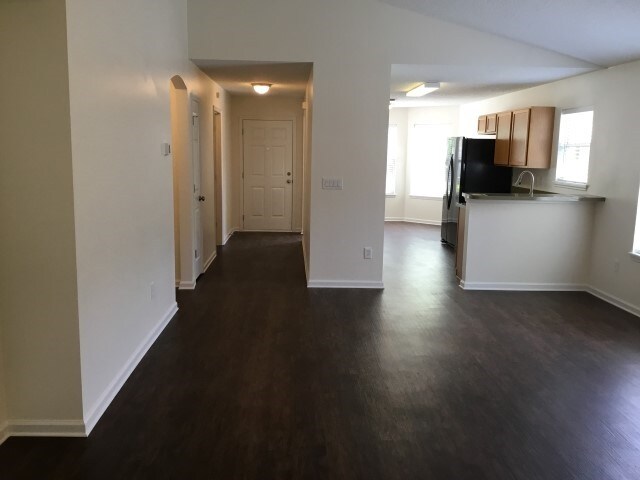 Building Photo - 1789 Keswick Rd