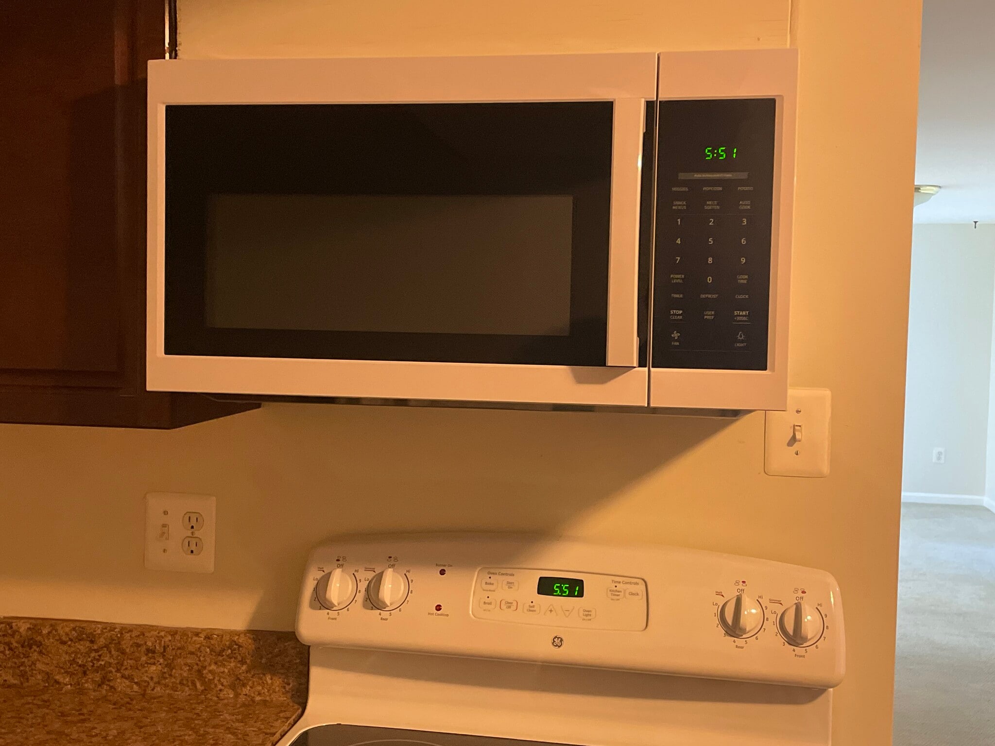 new microwave - 249 Amberleigh Dr