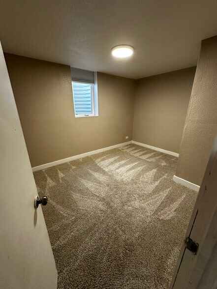 Building Photo - 2310 Kenton St