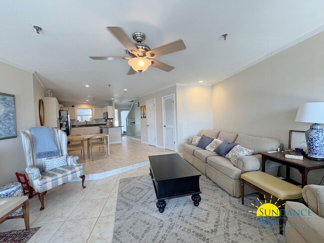 Building Photo - Stunning Waterfront 2BR/2.5BA Townhome wit...