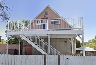 Building Photo - Updated Midtown Studio with Modern Finishes