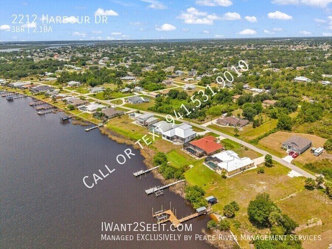 Building Photo - 2212 Harbour Dr