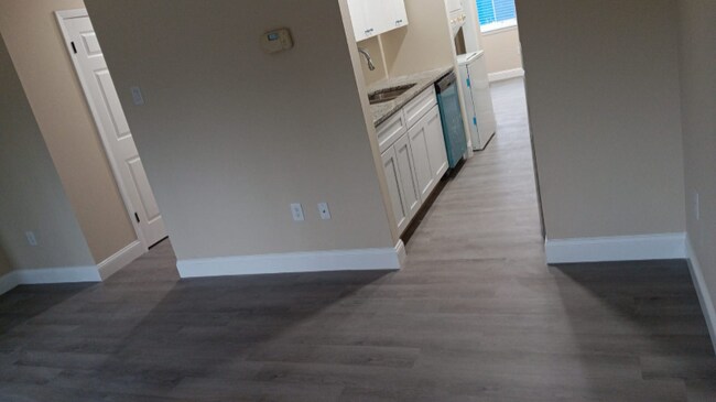 Building Photo - 6463 Woodgreen Cir