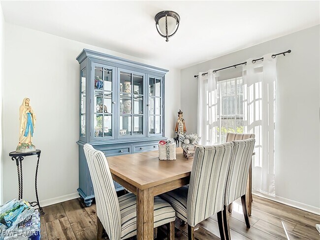 Building Photo - 28221 Pine Haven Way