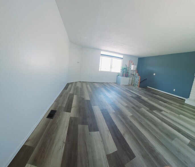 Building Photo - 1631 Van Horne Ln