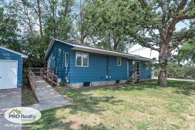 Building Photo - 5 Bedroom Home in Crystal