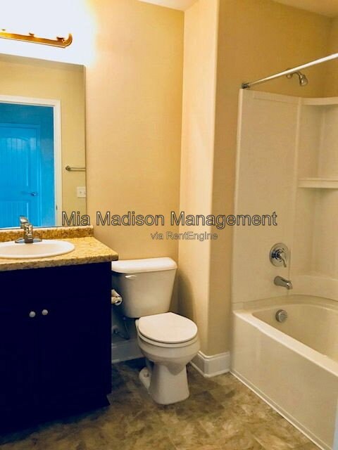 Building Photo - 25 Abaco Ct