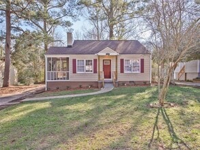 Building Photo - 2599 Eastwood Dr