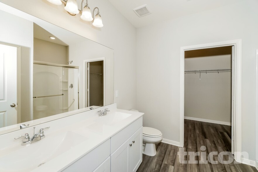 Building Photo - 14371 Gunsight Pass