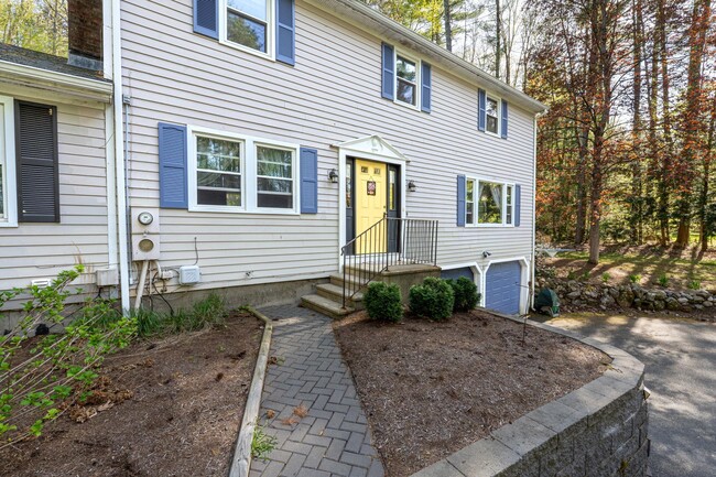 Building Photo - 11 Beebe Ln