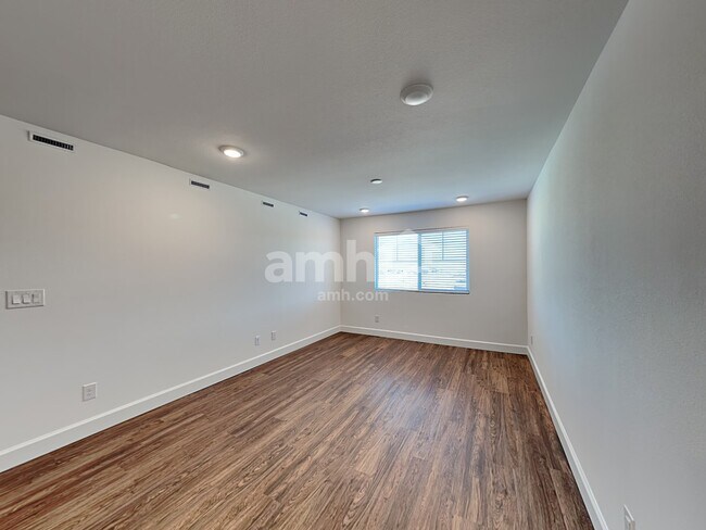 Building Photo - 9145 S Conquistador St