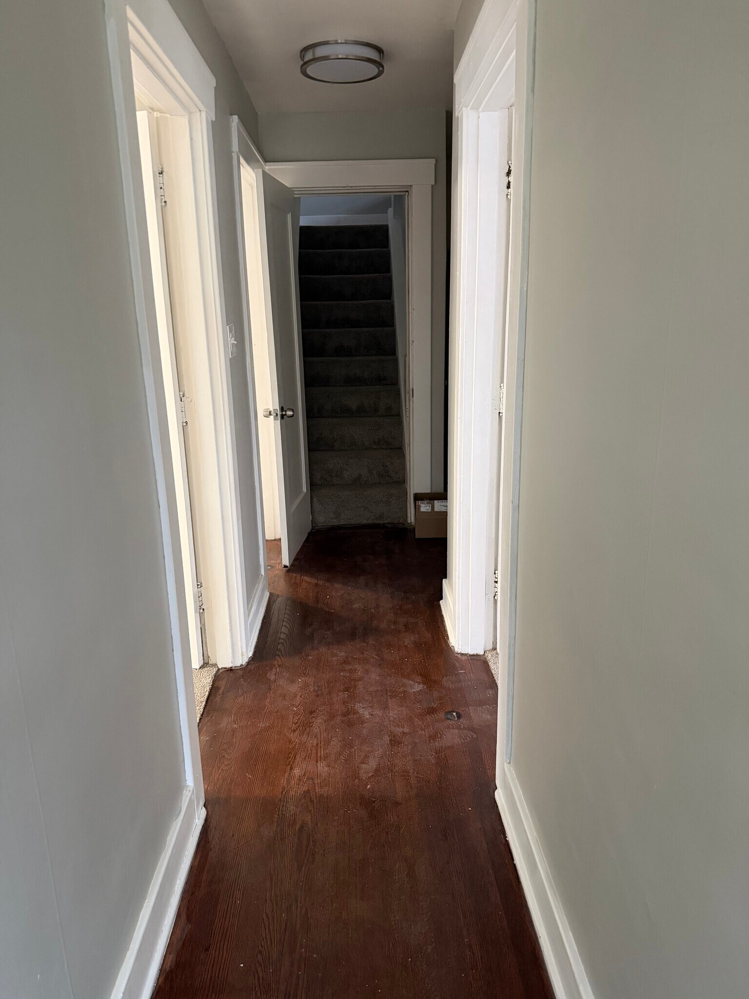 Building Photo - 732 Rockford Ave