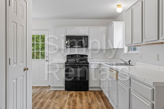 Building Photo - 1412 Hemphill St