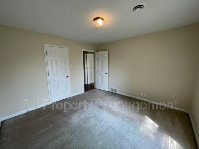 Building Photo - 5019 Horizon Cove